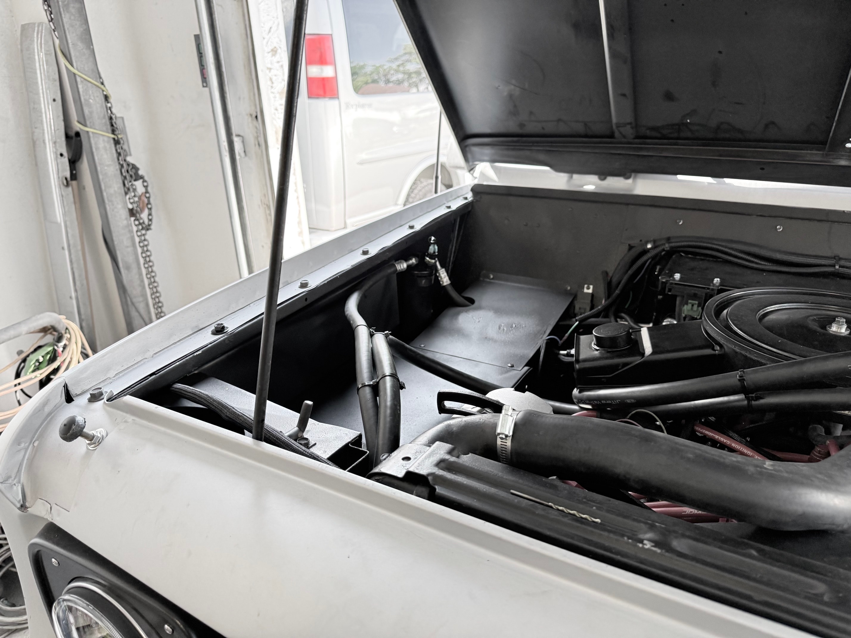 Engine bay side angle hood open