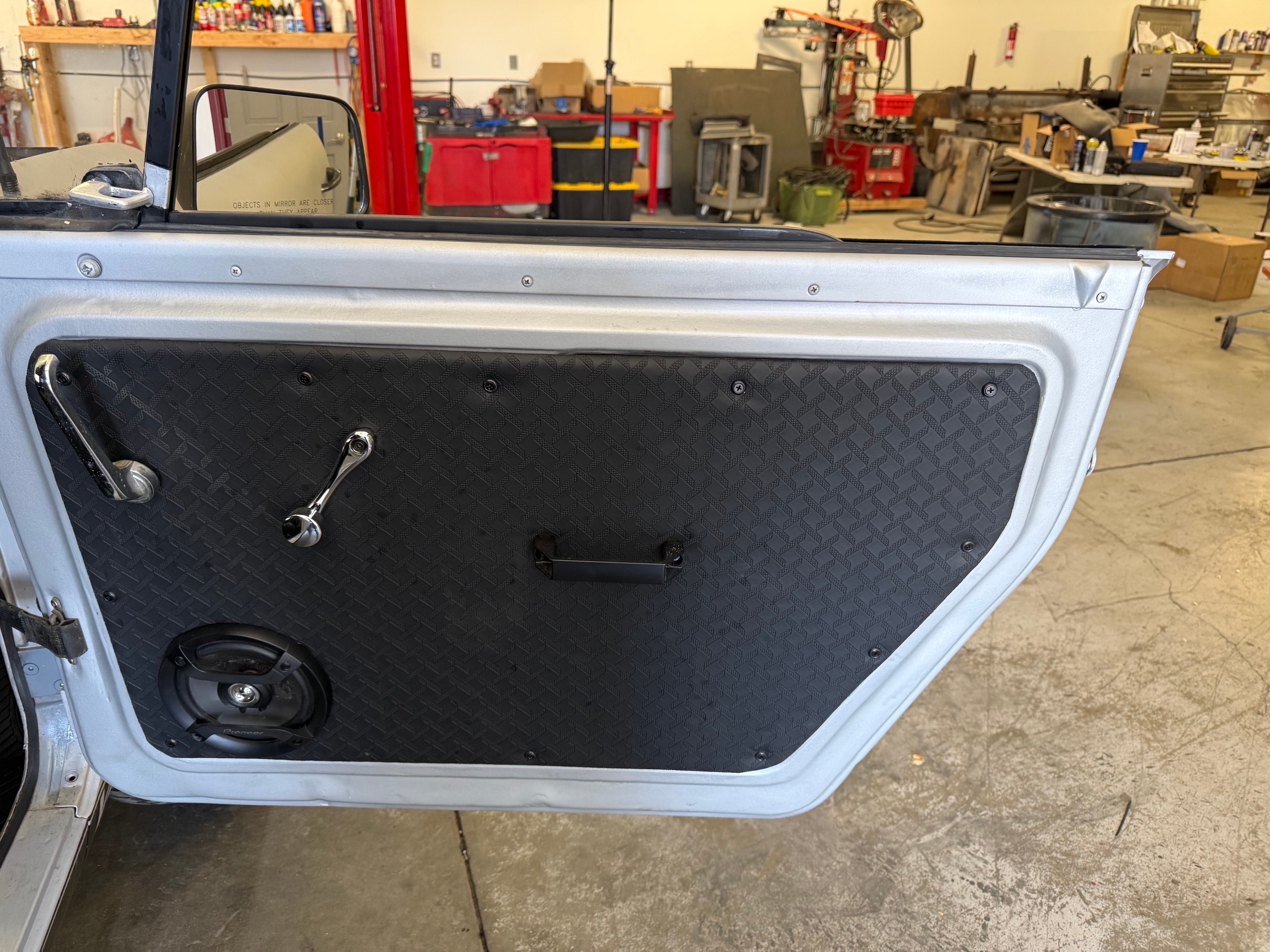 Scout door panel diamond plate