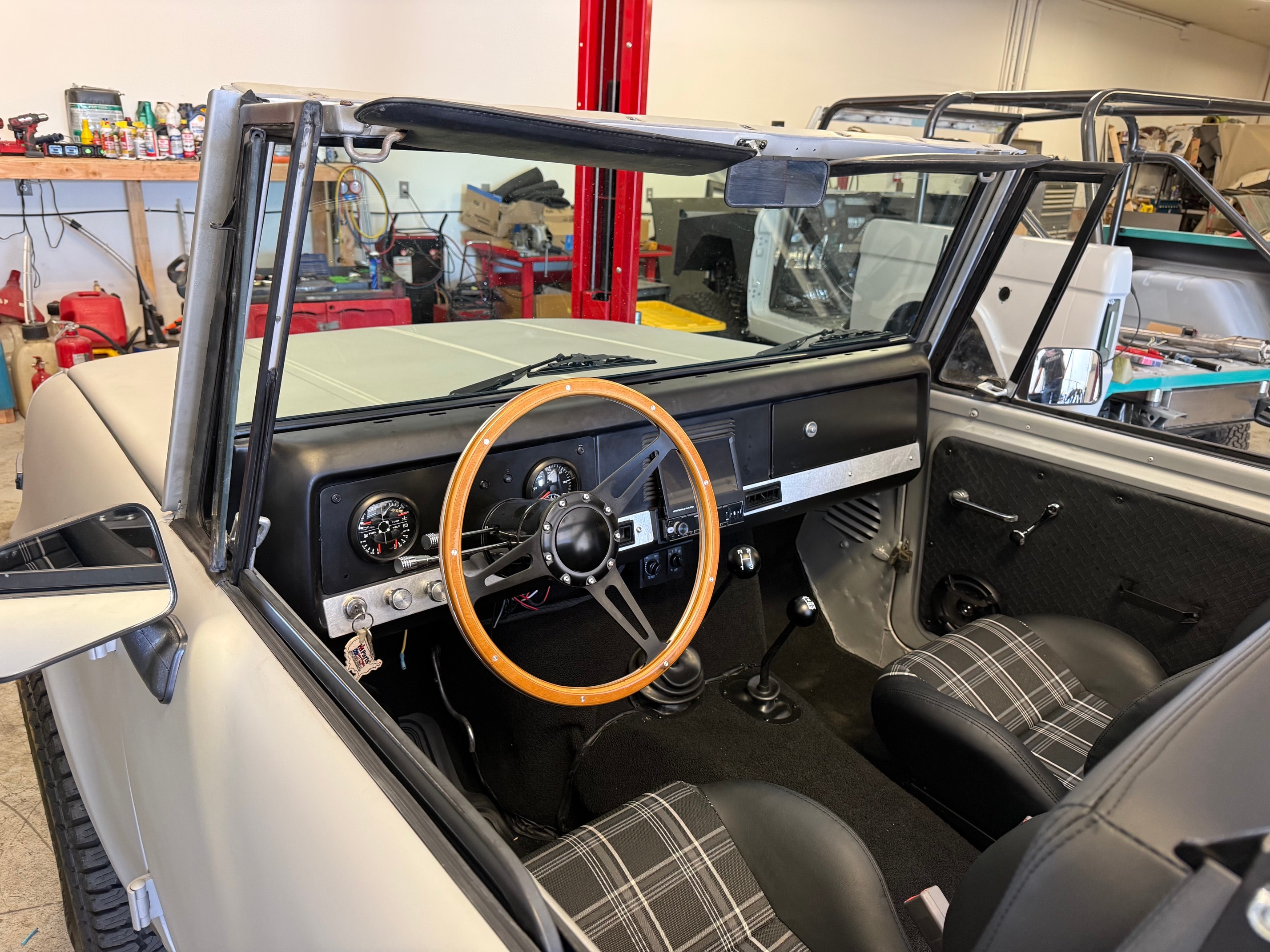 Scout interior steering wheel